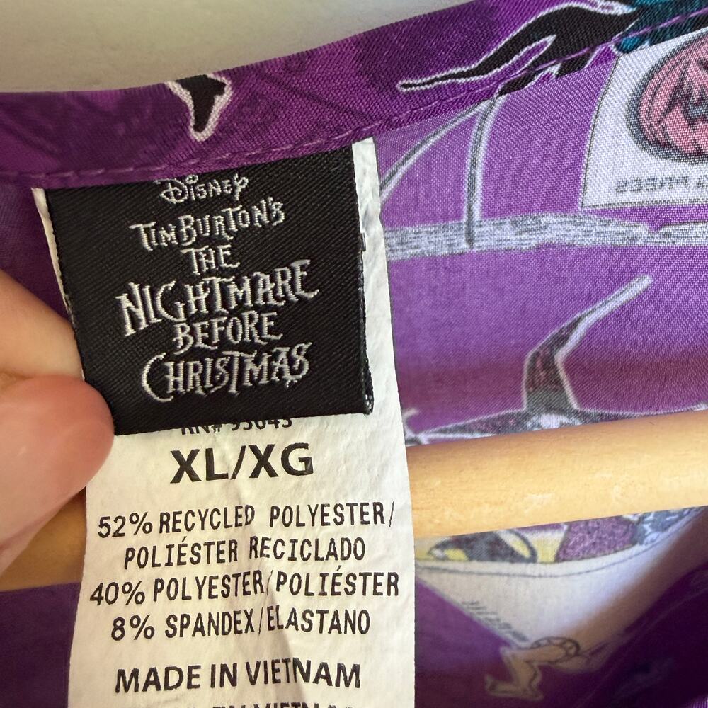 Disney Tim Burtons Nightmare Before Christmas Women's Scrub Top Sz XL - Picture 4 of 6